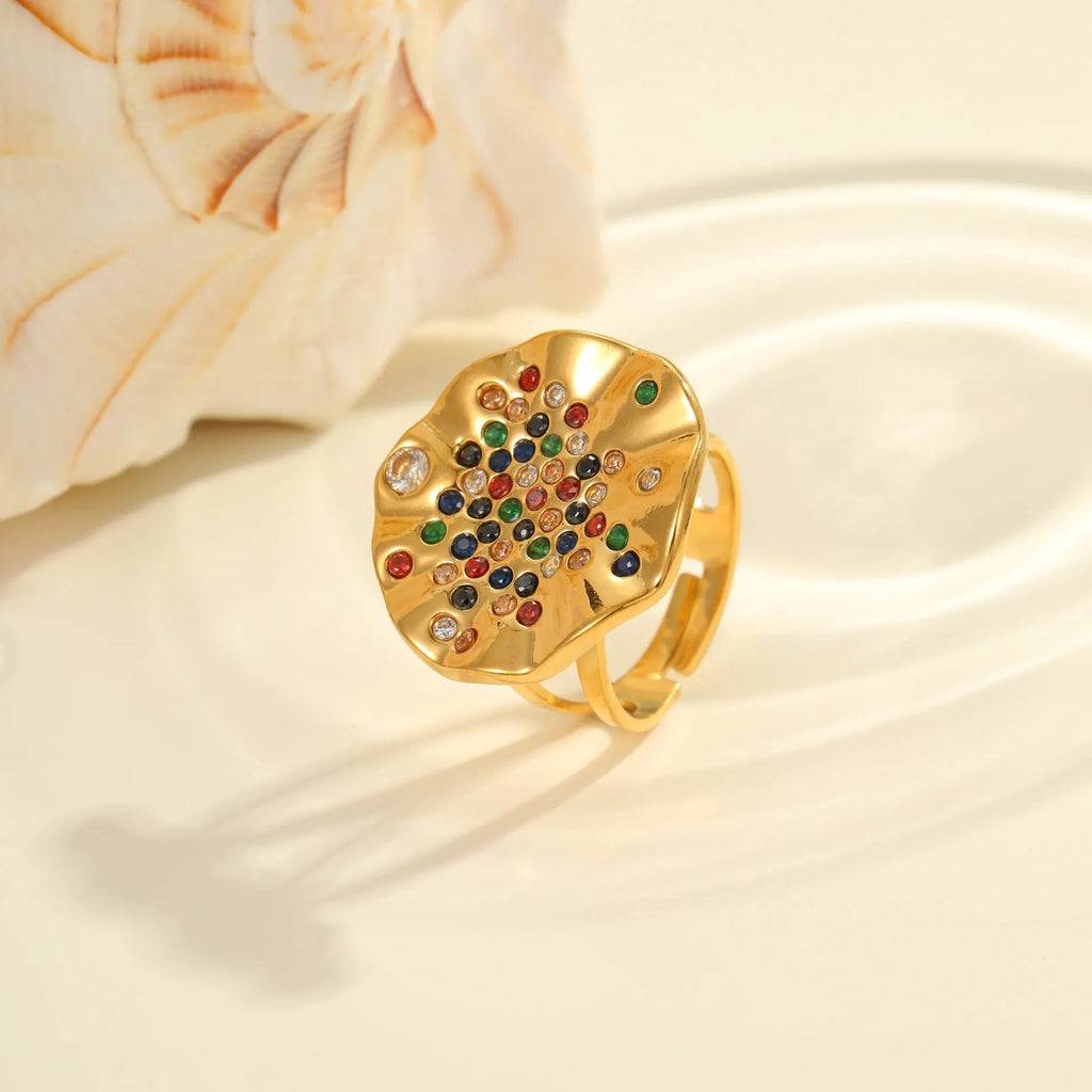 Geometric open-mouth titanium steel ring with pleated inlaid colour diamond detailing