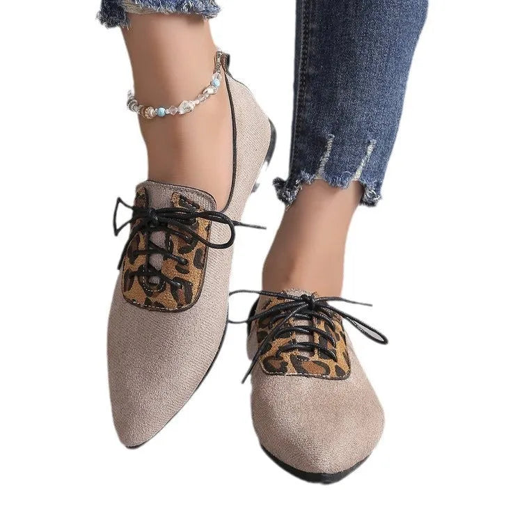 Beige leopard print plus-size women's pumps with pointed toe design on rubber sole