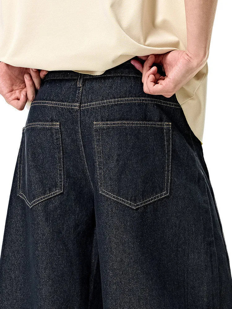 Men's wide leg denim trousers in original cow colour with American fashion styling