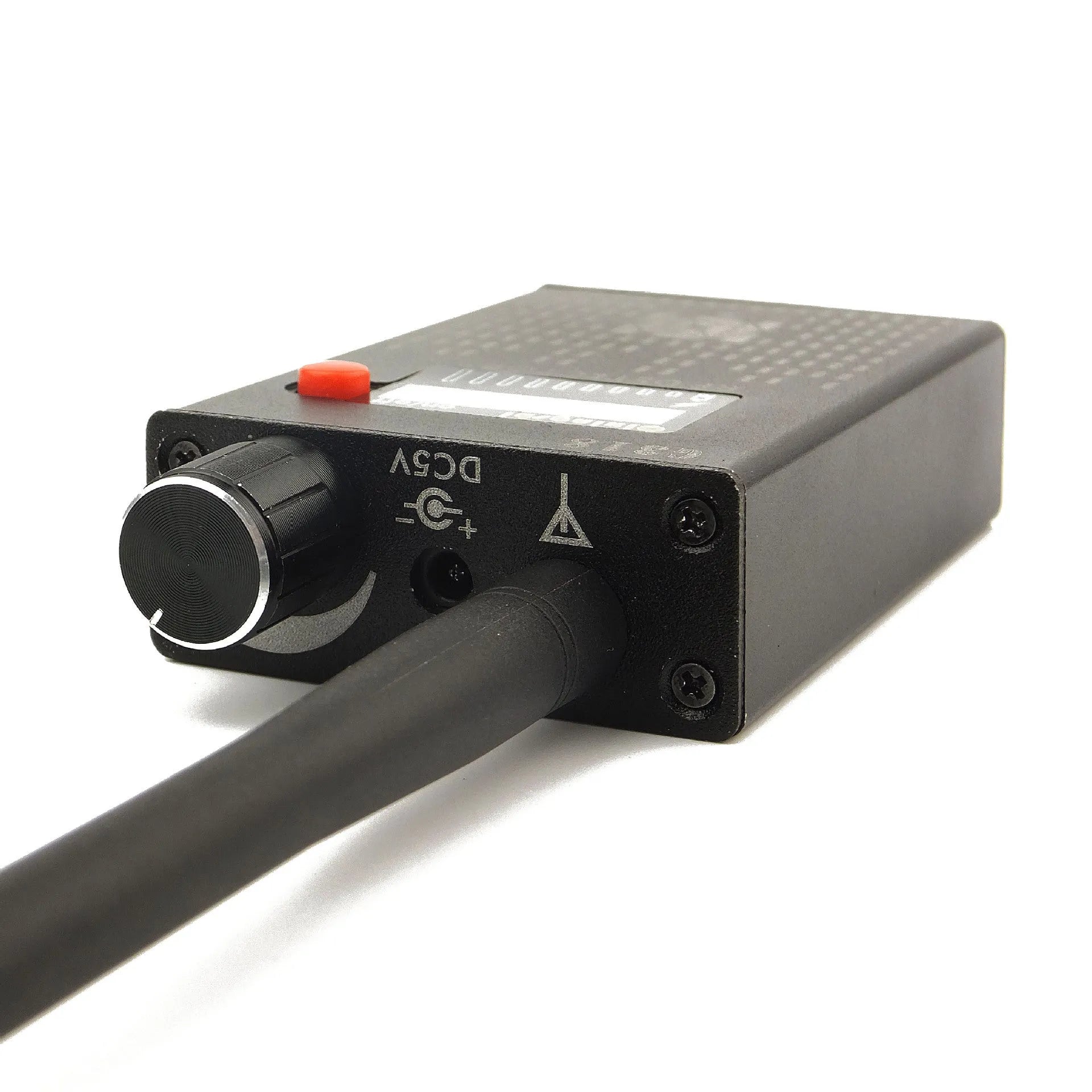 G318 professional signal detector for anti-theft and anti-eavesdropping applications with compact design