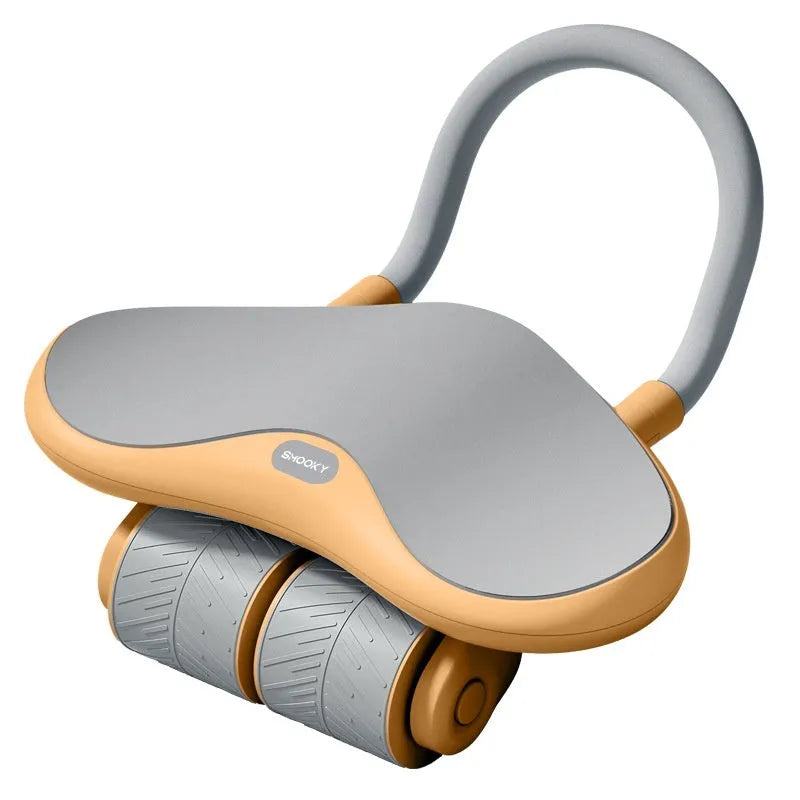 Three-wheel abdominal exercise wheel with automatic rebound in black and orange colours with kneel pad