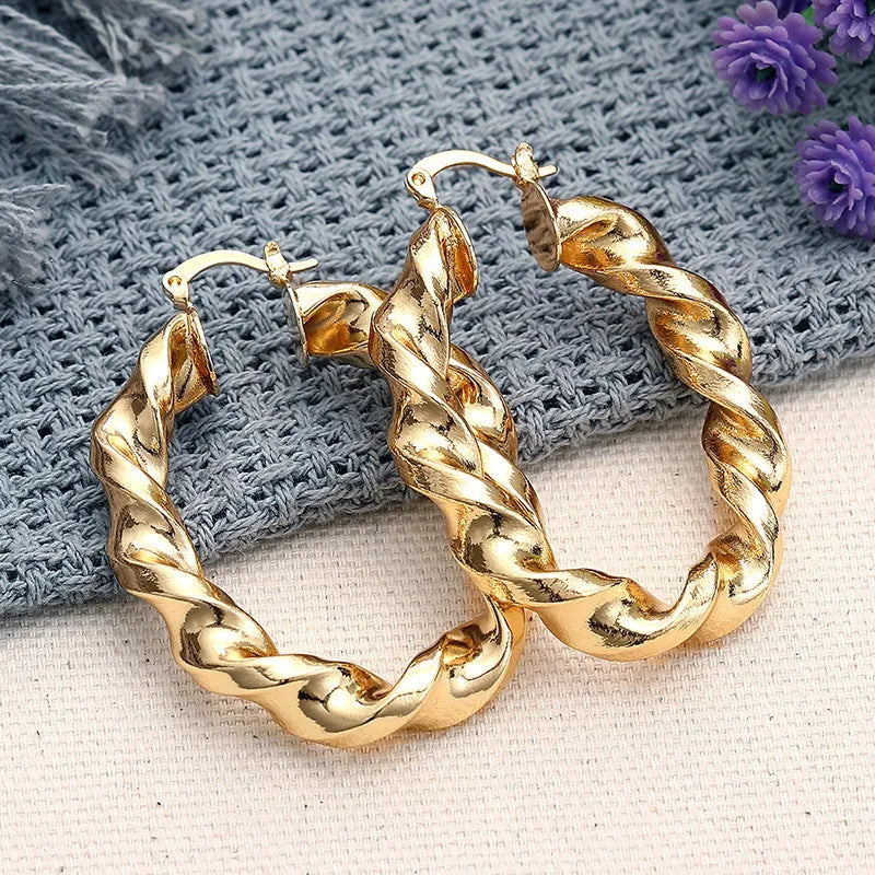 Women's geometric clip earrings with ring and line design in multiple colour options