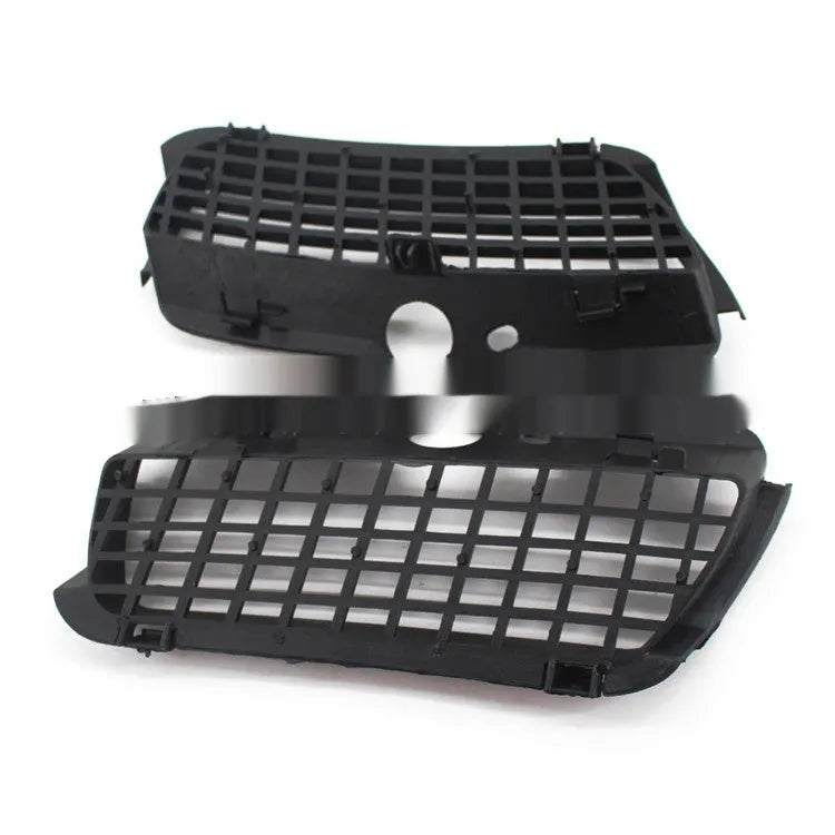 Black ABS plastic fog light cover pair for Volkswagen Golf 3 front bumper.