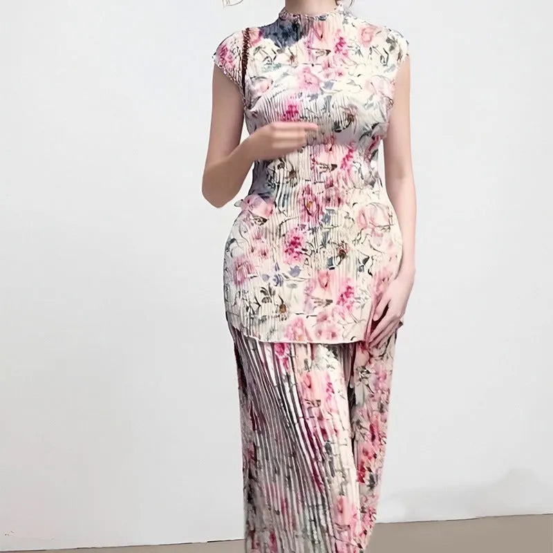 Women's printed chiffon dress with long sleeves and high waist styling