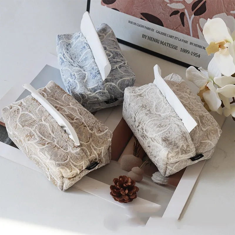 Cotton fabric tissue box with drawer in Chinese pastoral style, measuring 17x11x7cm