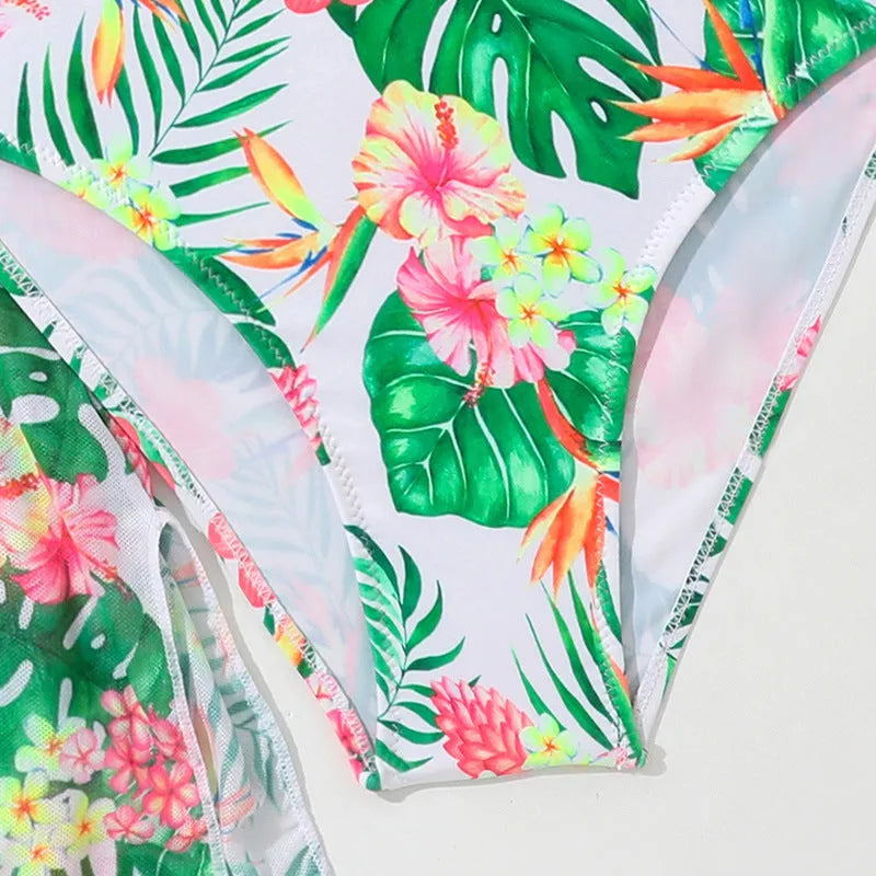 Girls' floral pattern two-piece polyester swimsuit for swimming ages 3-12