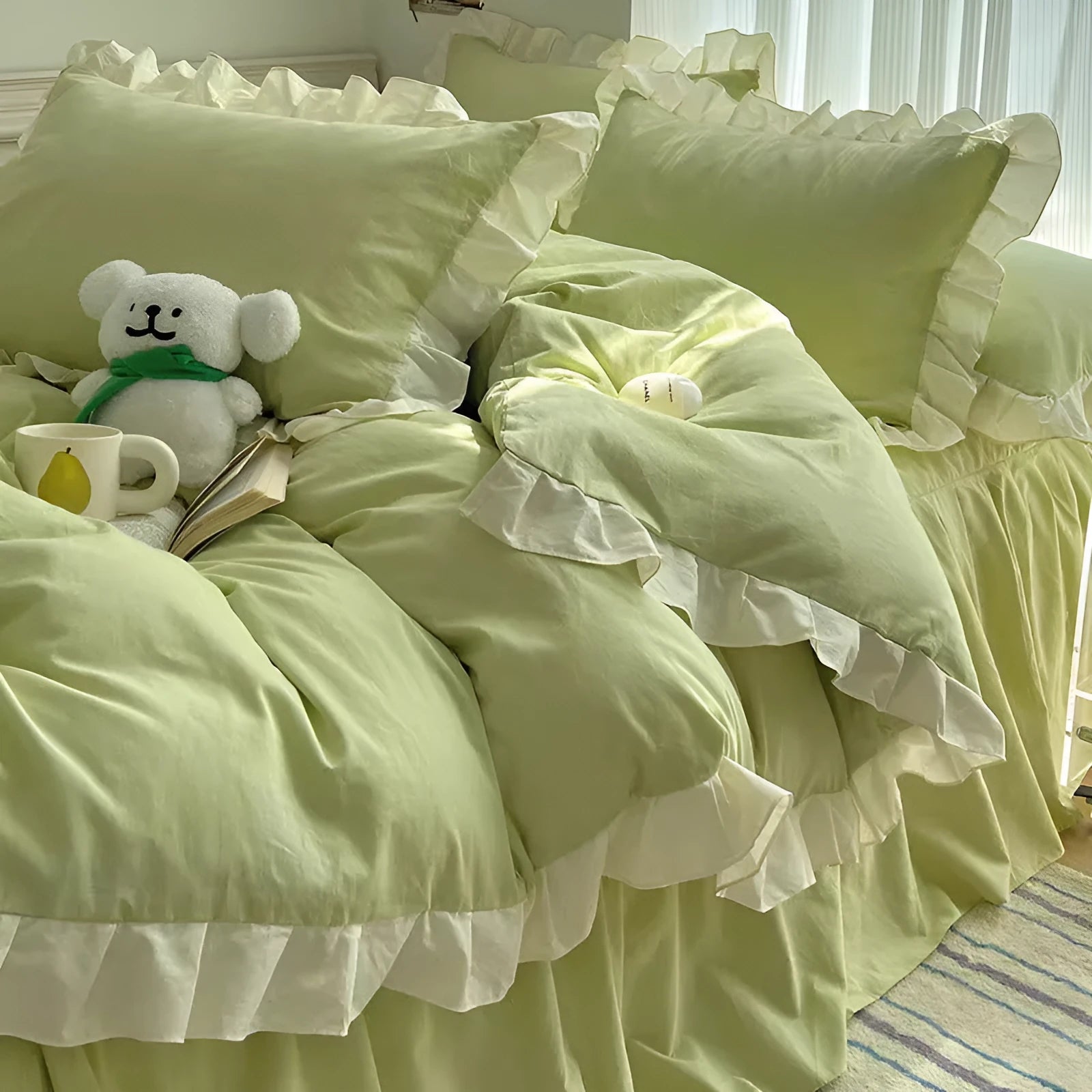 Washed cotton four-piece bedding set in Mori style showing lace-trimmed solid colour options