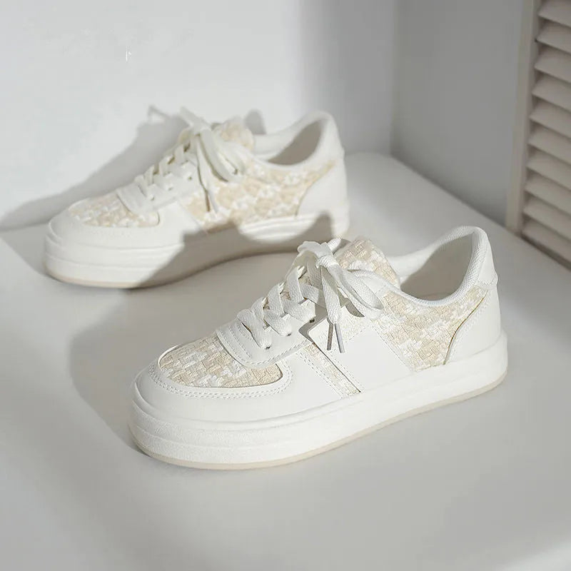 Beige plaid platform sports shoes with lace-up front and rubber soles