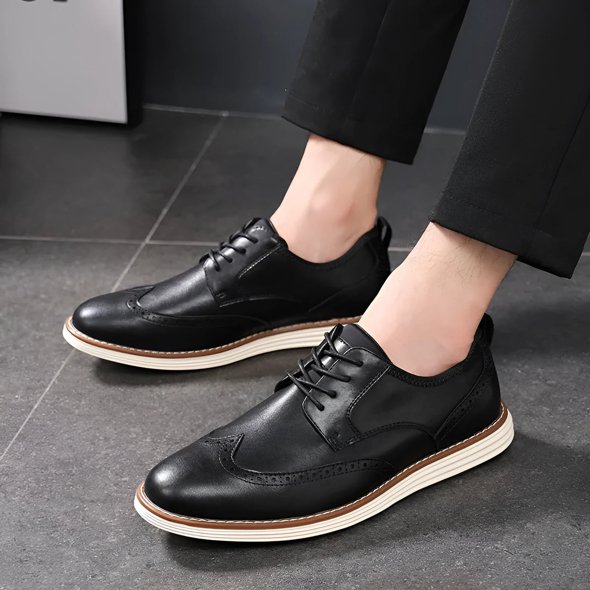Men's black slip-on business shoes with round toe and TPR sole