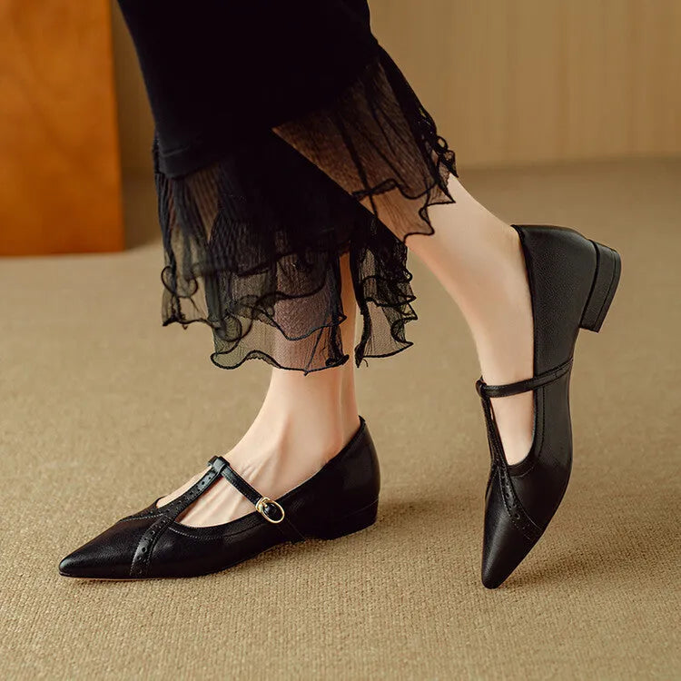 Women's brown pointed toe low-cut flat shoes with cowhide upper and soft sole