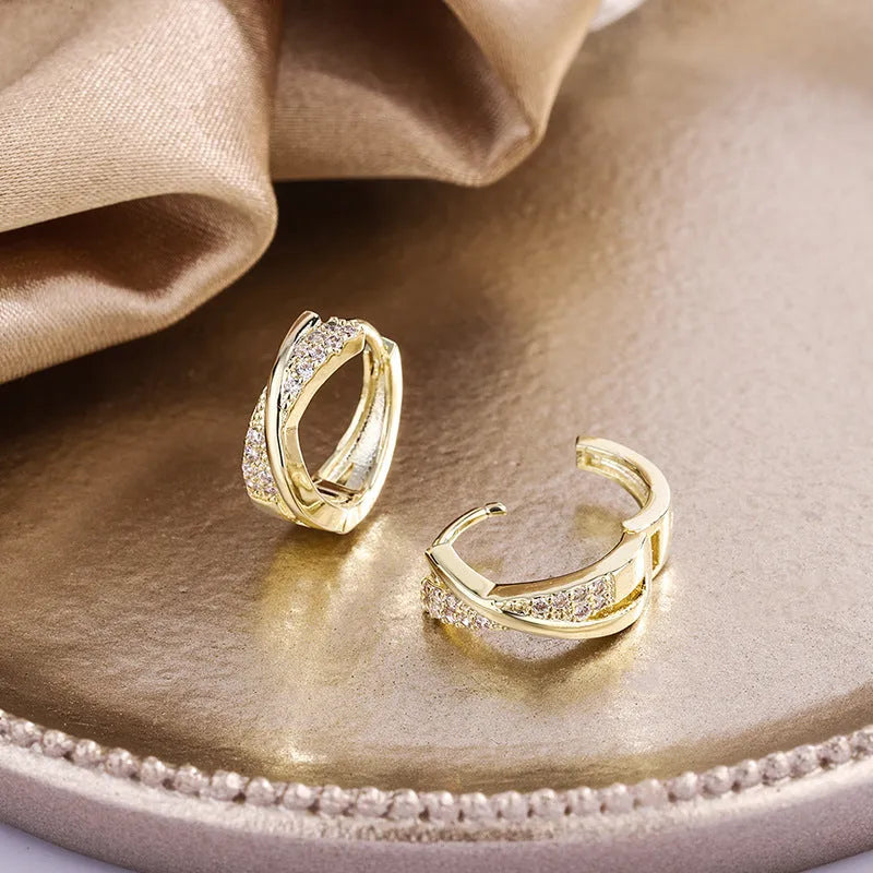 Geometric copper earrings with zircon treatment and 14K yellow finish