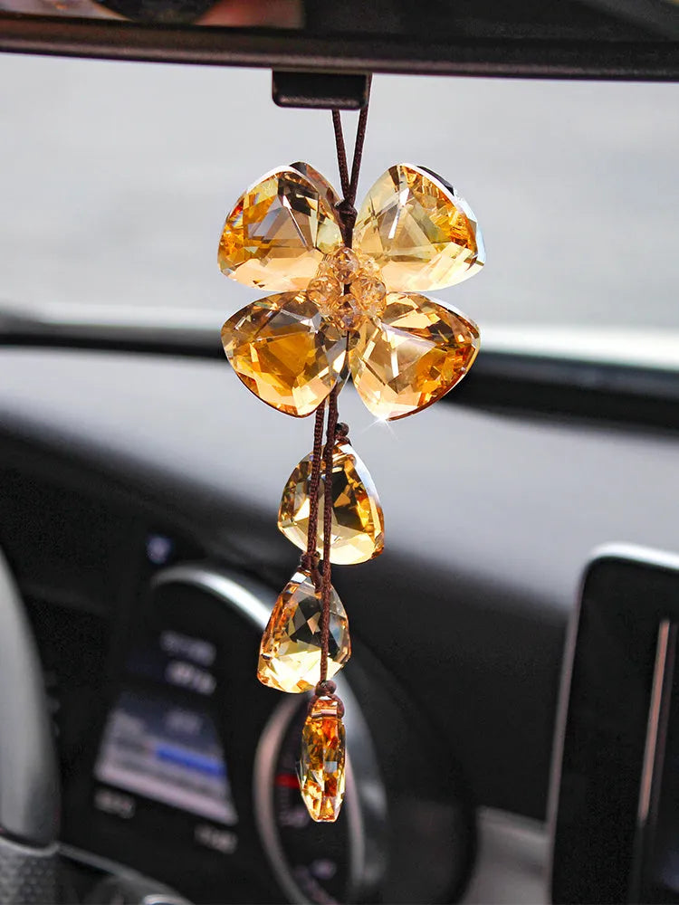 Crystal four leaf grass car pendant approximately 20 cm long in four colour options