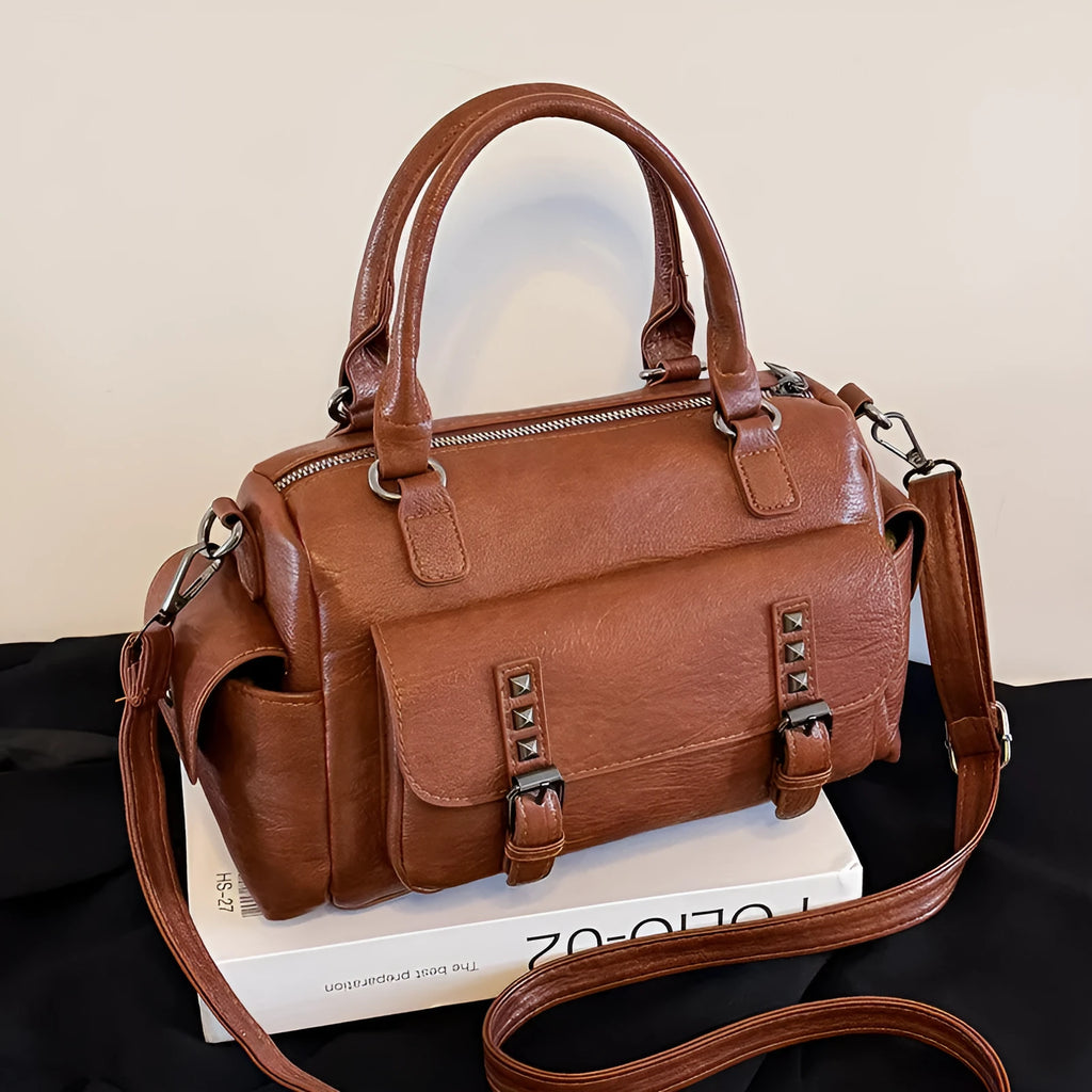 Large capacity vintage messenger bag in horizontal square shape with contrast stitching