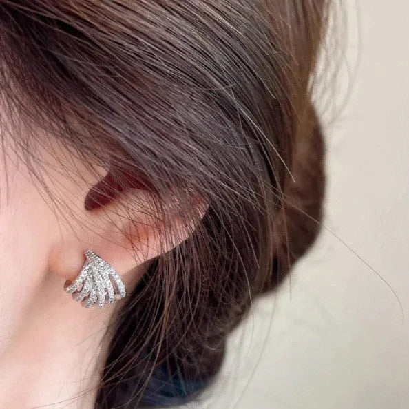 Geometric line design women's earrings with electroplated platinum finish on zircon material