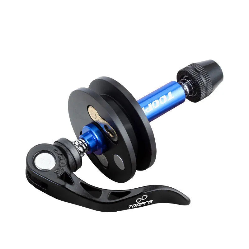 Aluminium bicycle chain holder tool with three format versions for workshop maintenance