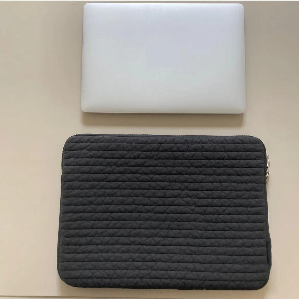 Hand-held anti-seismic laptop bag in cotton cloth for tablet protection