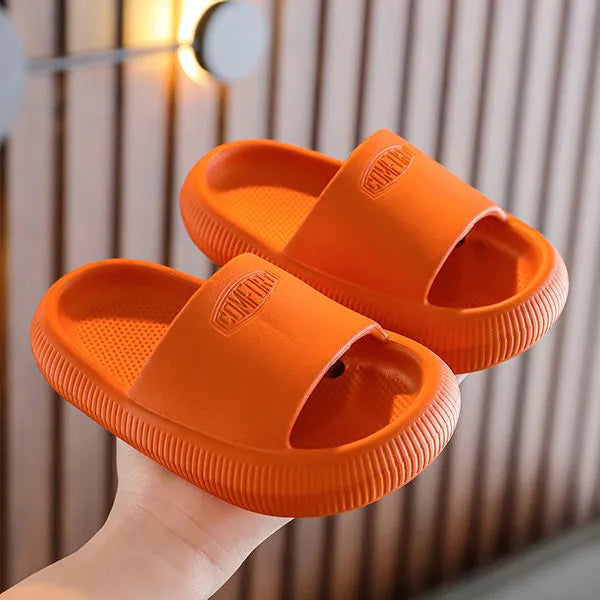 Children's EVA non-slip home slippers in mixed colours with injection moulded soles