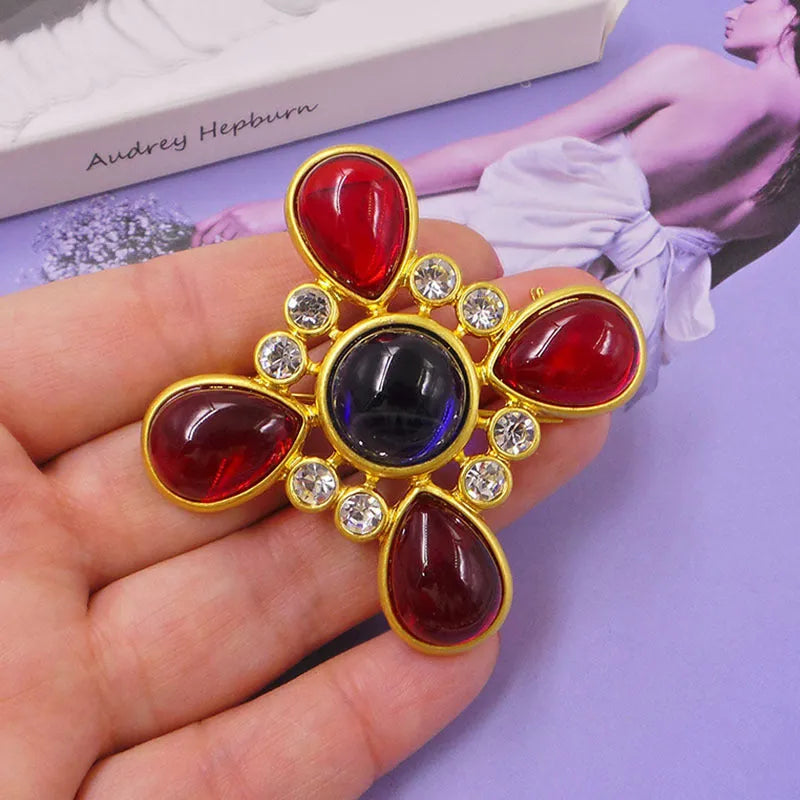 Medieval baroque cross crystal brooch in zinc alloy with vintage styling