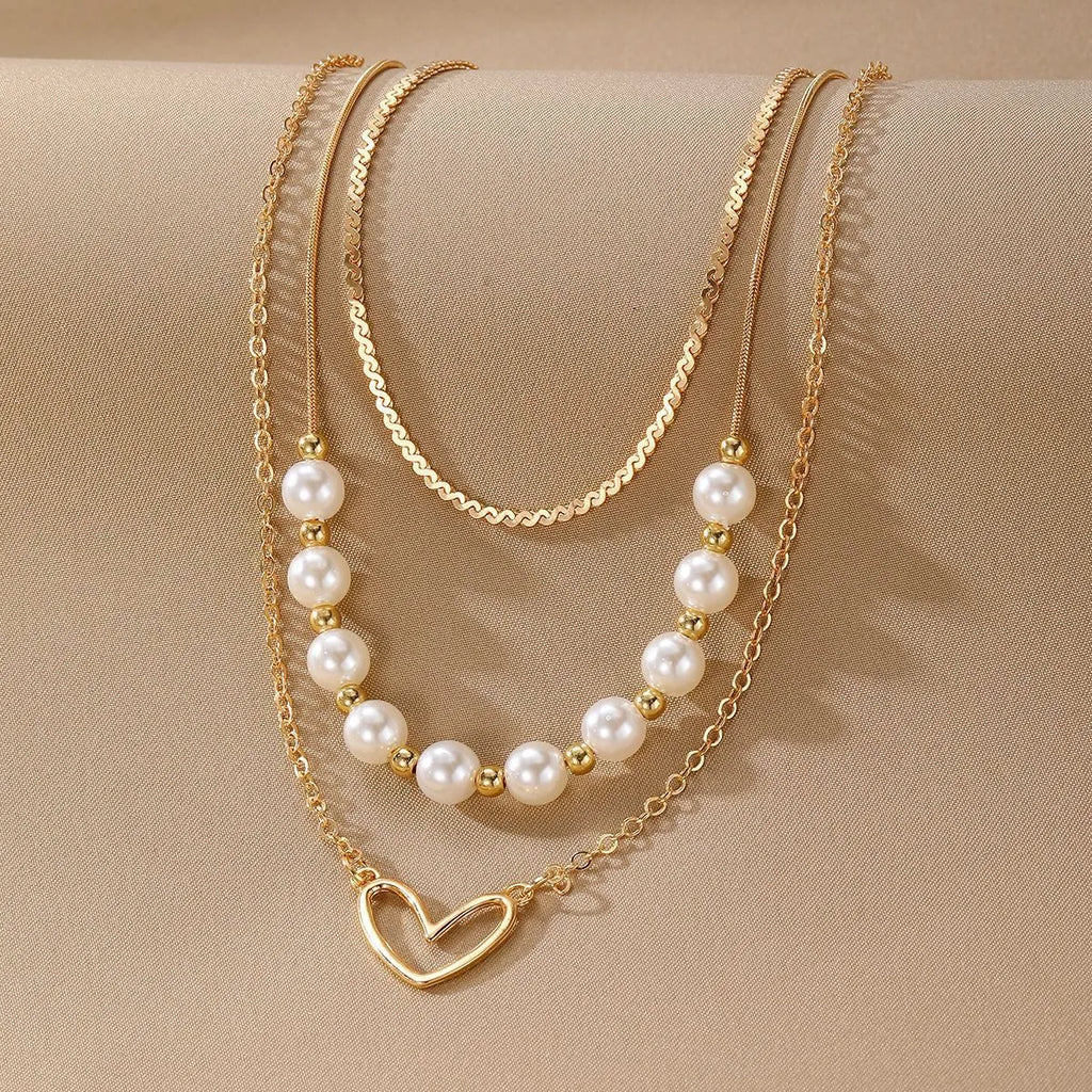 Vintage gold heart necklace with pearl chain, adjustable 41-50cm length
