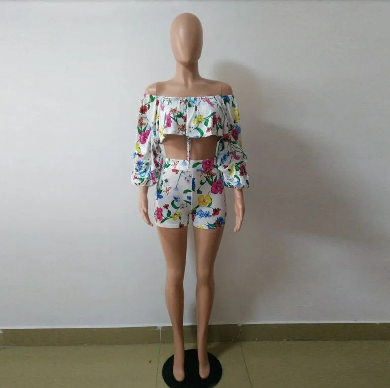Women's multicolour digital print two-piece suit with pile sleeves and matching shorts