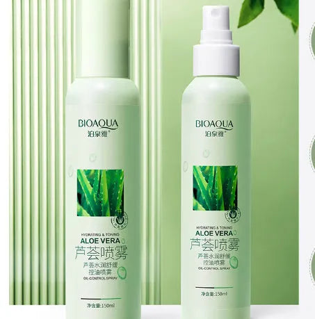 150ml spray bottle of fine mist moisturising toner for face, labelled as pure dew lotion.