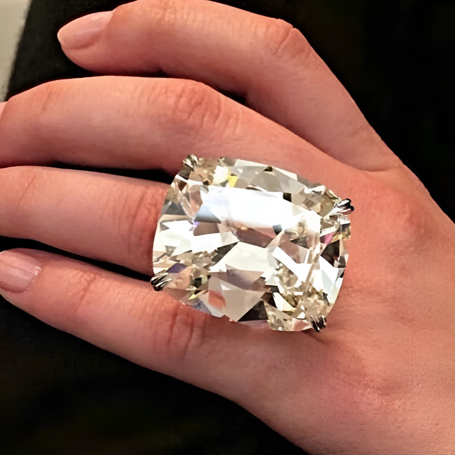 Women's simple inlaid white square diamond ring in electroplated alloy white gold colour