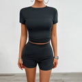 Women's solid colour slim fit sports suit with short sleeve t-shirt and elastic waist shorts