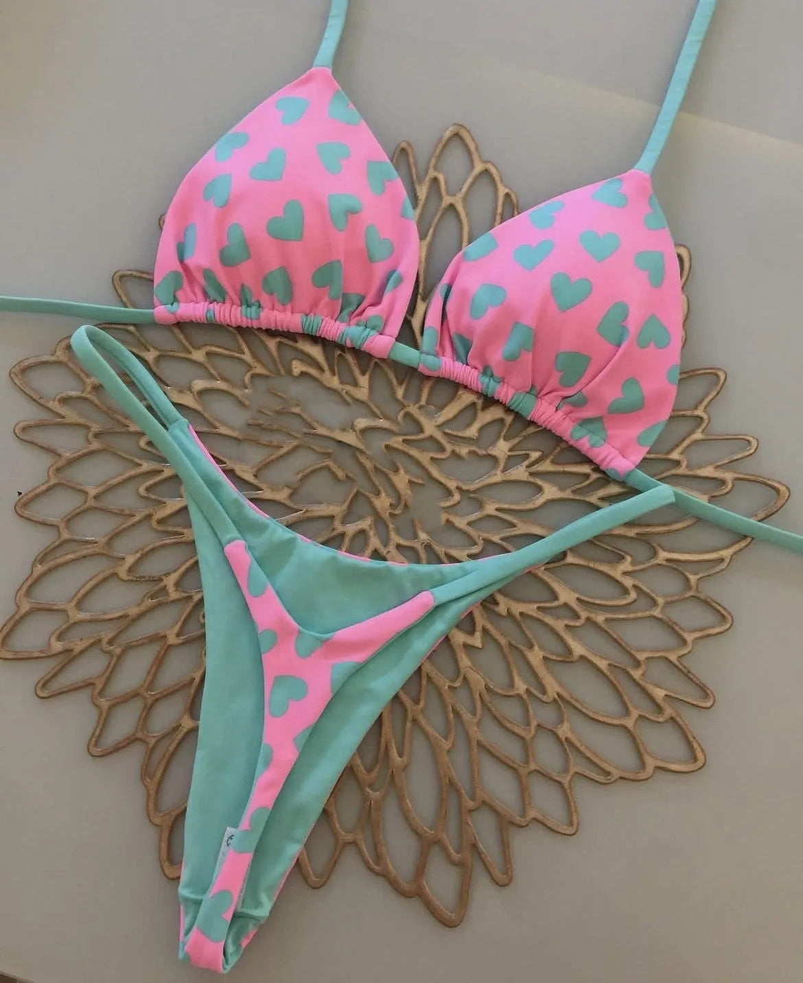 Women's backless split swimsuit with heart printing in quick-dry nylon fabric