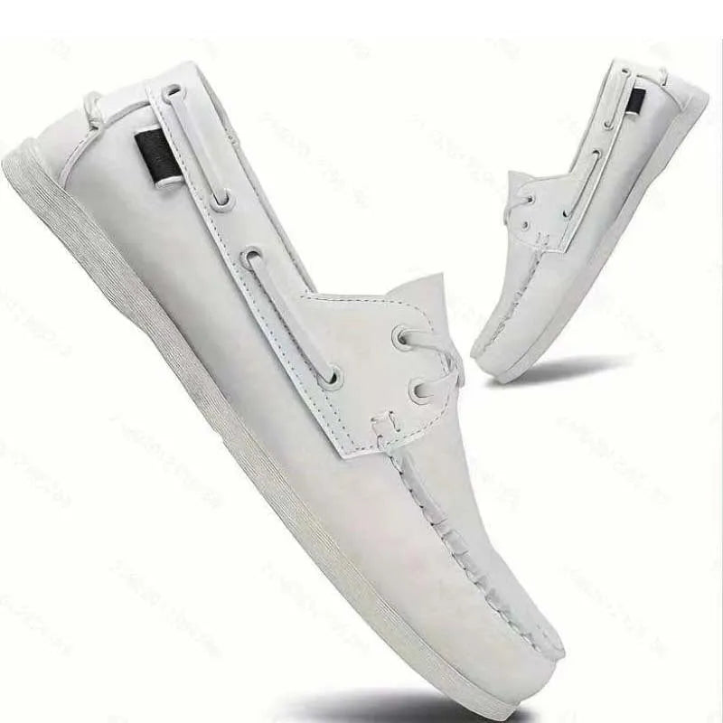 Men's British style casual shoes with flat heel and round toe in artificial PU material