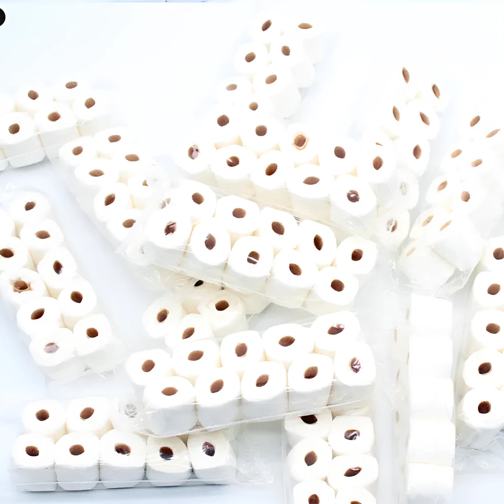 Simulated paper tissue roll model measuring 30x15x80mm for children's pretend play