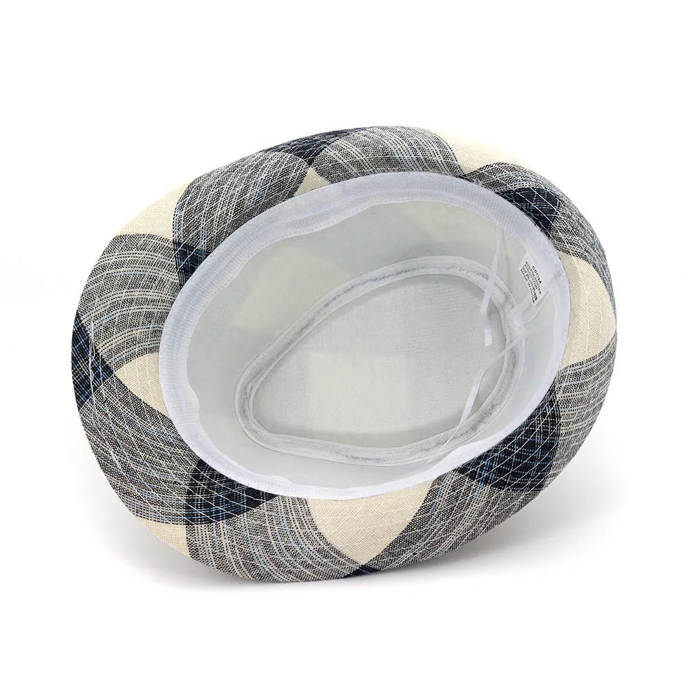 Polyester sun hat with bell crown and 4.5cm brim in black or blue for outdoor sun protection