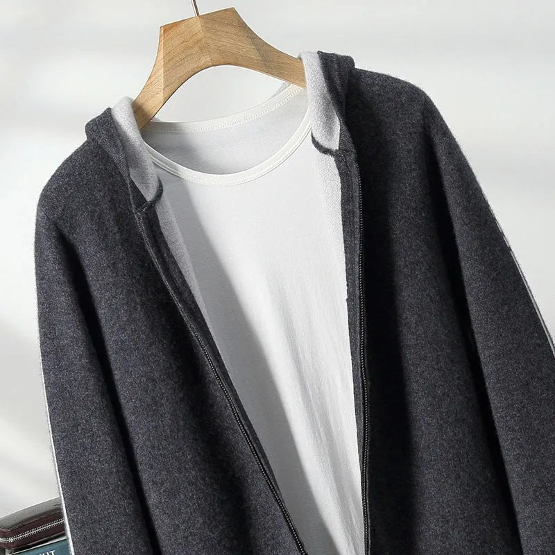 Men's dark blue cashmere cardigan with half-high collar and zip front in loose fit