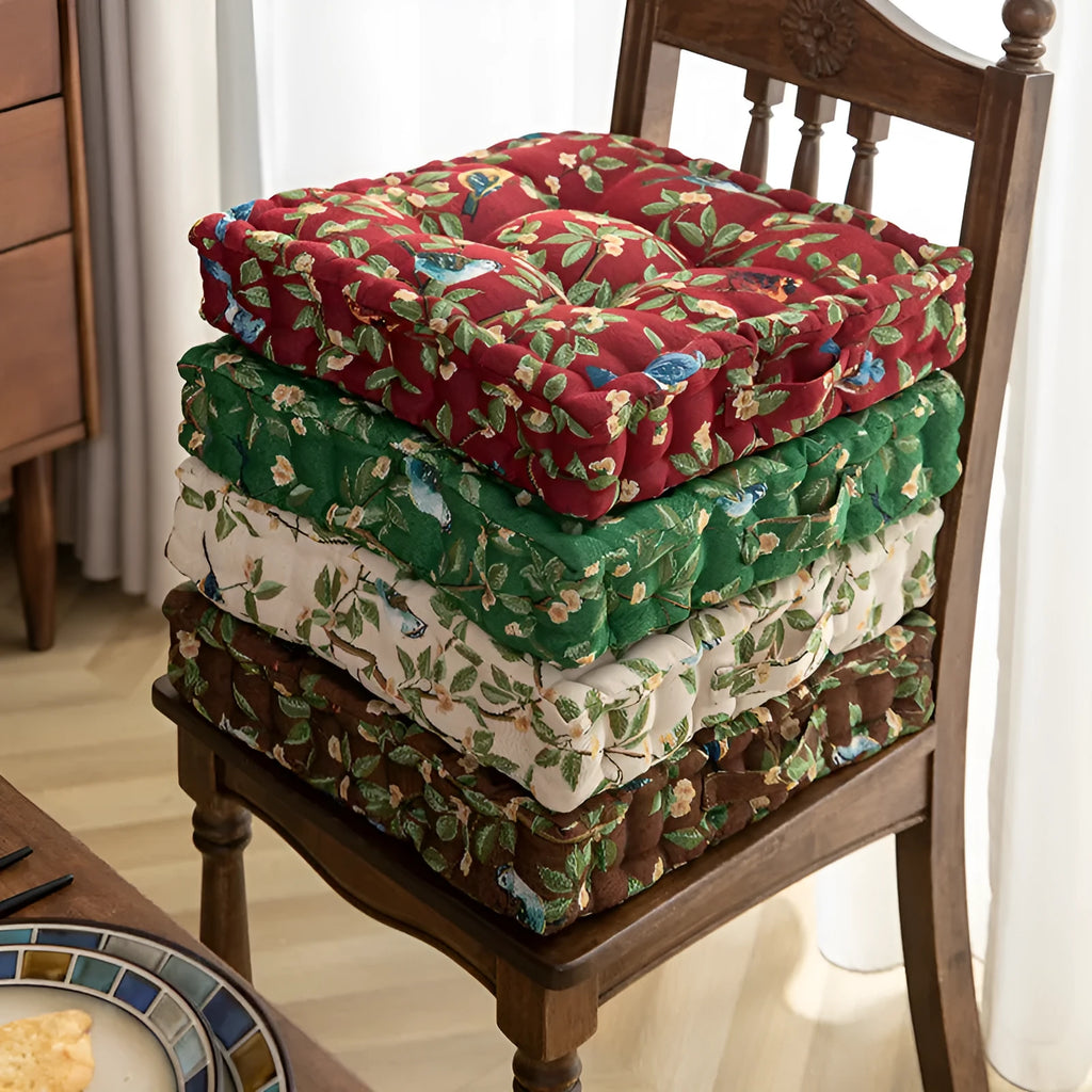 American style dining chair cushion with flower pattern, 40×40×8cm dimensions with pp cotton filling for waist support