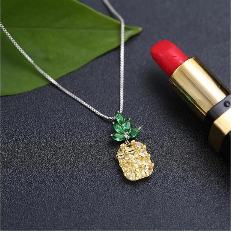 Korean geometric pineapple diamond necklace with silver and copper white gold plating