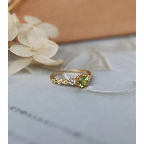 Japanese style geometric copper ring with quadrilateral design and imitation peridot colouration