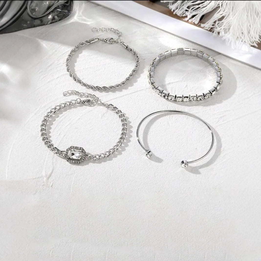 Retro geometric alloy jewellery four-piece set with square diamond design in gold and silver tone options