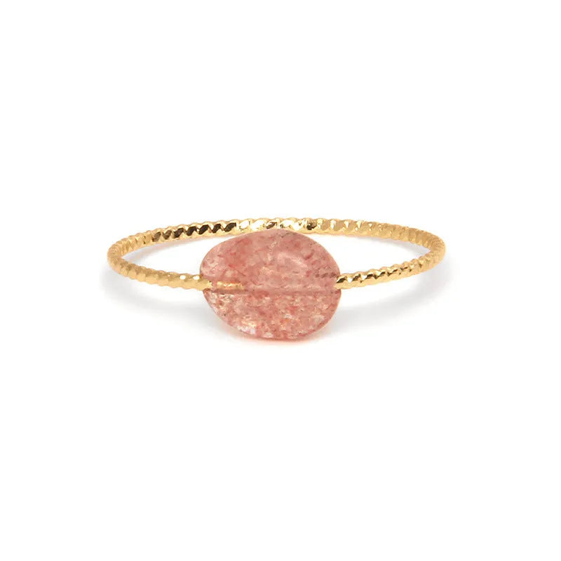 Geometric-shaped women's ring featuring a coloured agate stone in an original niche design.
