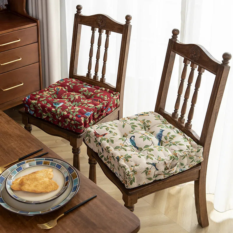 American style dining chair cushion with flower pattern, 40×40×8cm dimensions with pp cotton filling for waist support