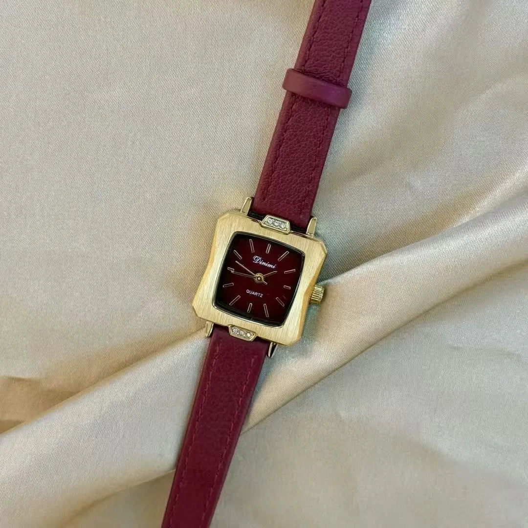 Chinese style alloy women's watch with decorative patterns showing 8mm thickness and multiple design options