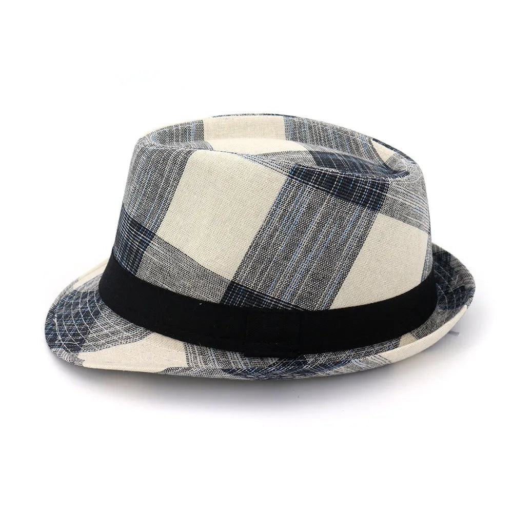 Polyester sun hat with bell crown and 4.5cm brim in black or blue for outdoor sun protection