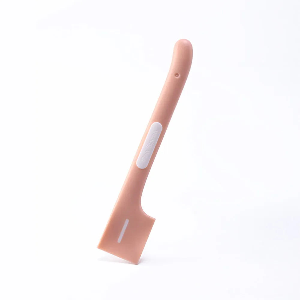 Long-handled TPR pet food spoon in green colour with right-angle scraper design for canned food