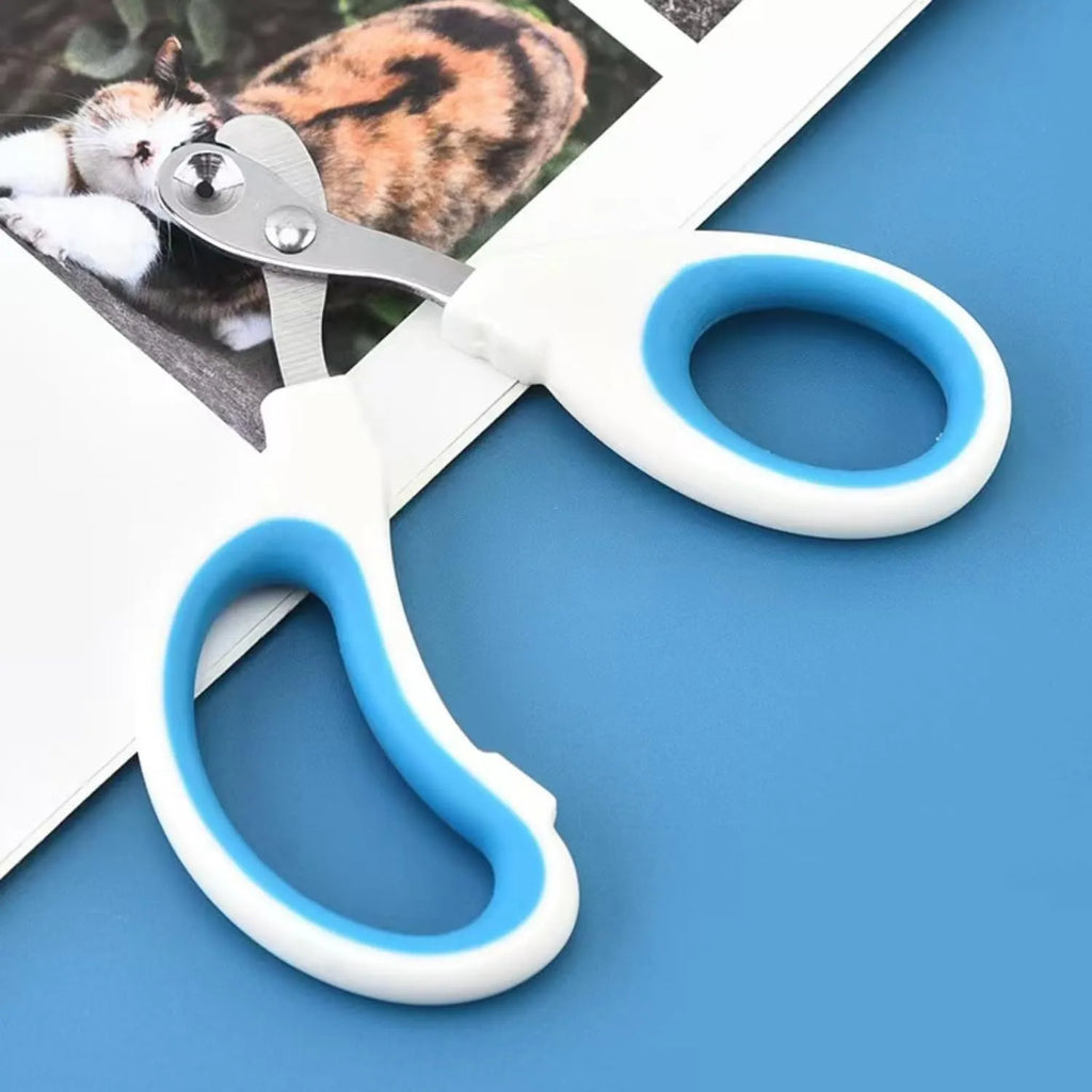 Blue handled cat nail clippers with circular cutting hole and stainless steel blade
