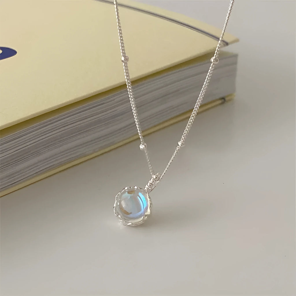 Women's 925 silver necklace with round stone pendant on curb chain, adjustable 41-50cm.