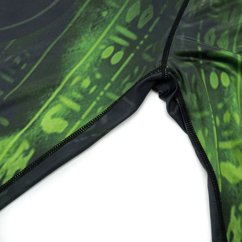 Men's slim-fit printed sports suit with long sleeves and trousers on a model