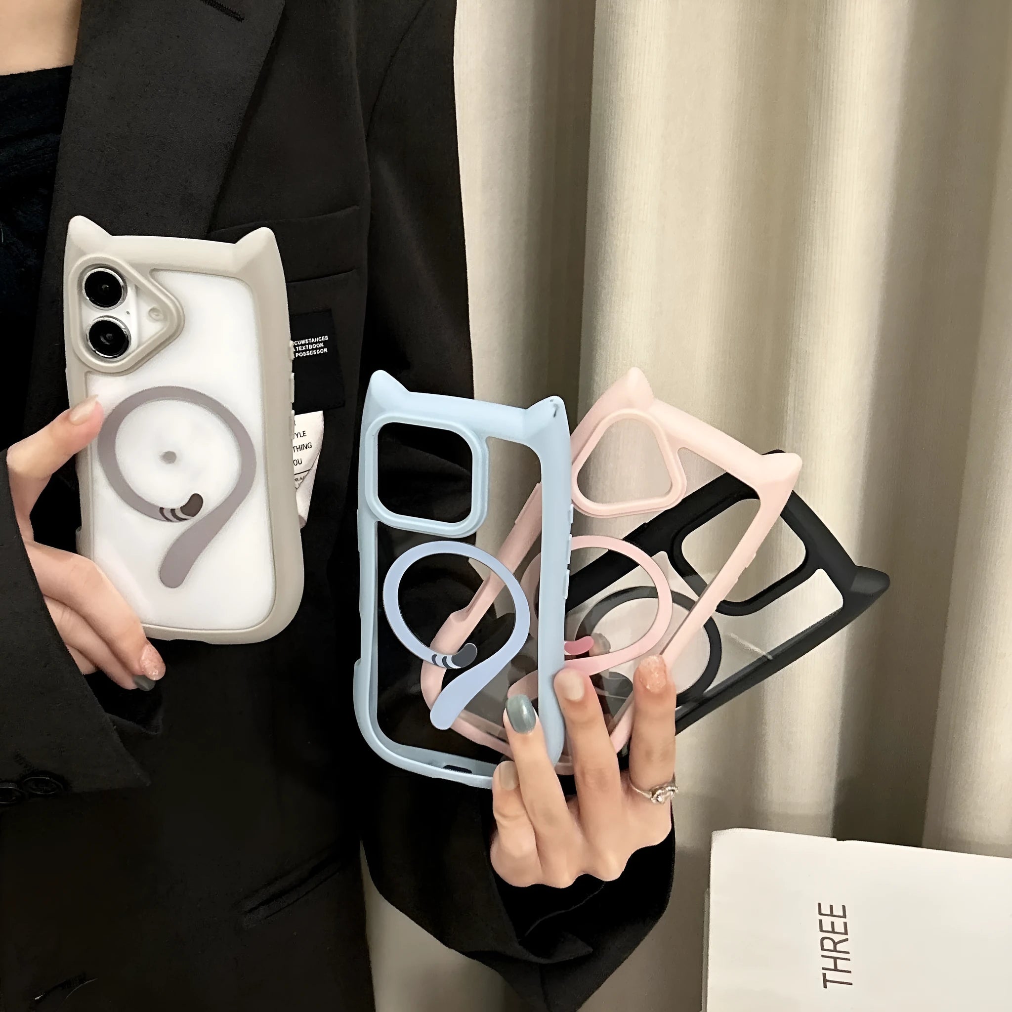 Transparent acrylic TPU phone case for iPhone 17 showing magnetic suction and shockproof design