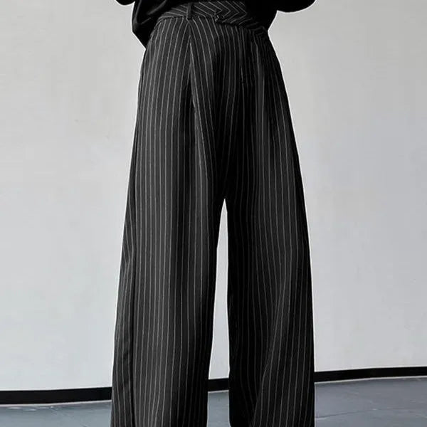 Men's black vertical striped pleated casual trousers with elastic fabric
