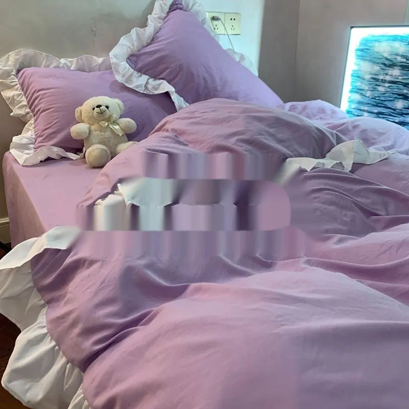 Washed cotton four-piece bedding set in Mori style showing lace-trimmed solid colour options
