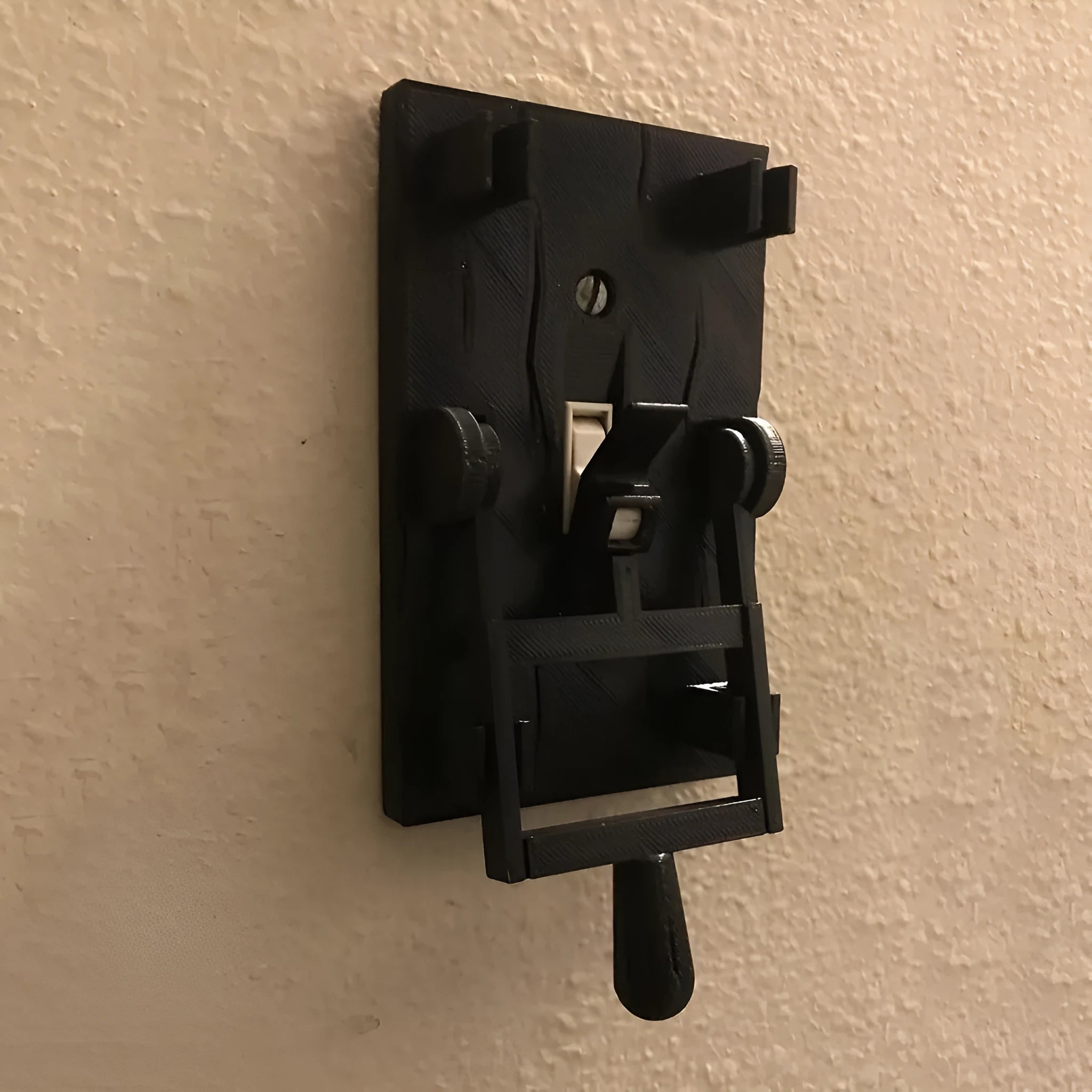 Single-pole mechanical wall switch with decorative PLA plate for exposed surface mounting