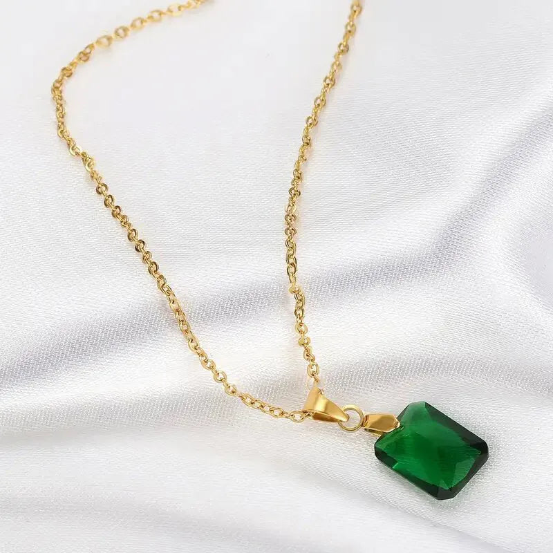Rectangular copper pendant necklace with geometric design in XL1006 green on O-ring chain