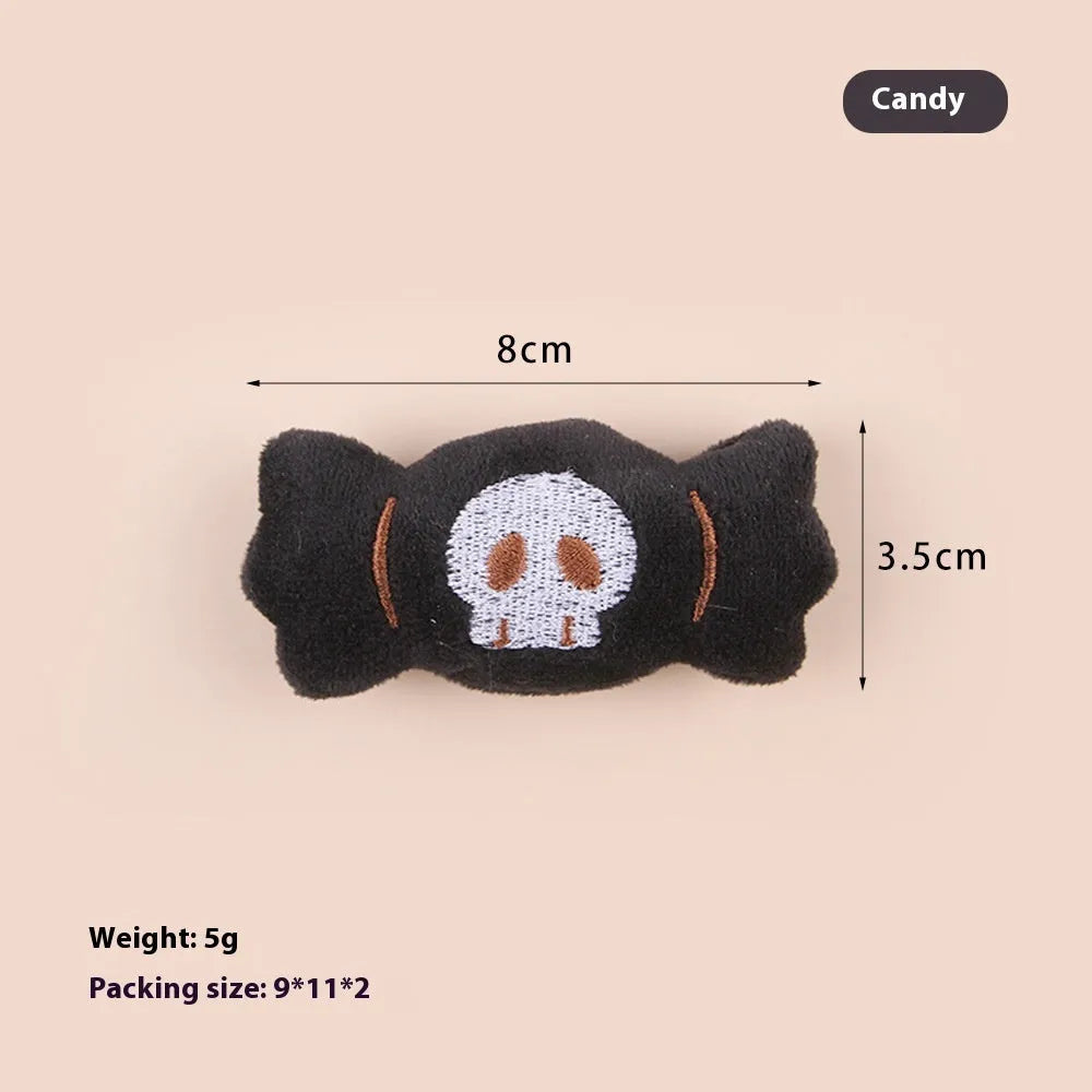 Plush cat teaser toy with long wand handle and small eyes design attachment
